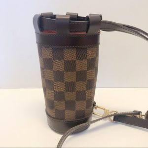 louis vuitton bottle holder